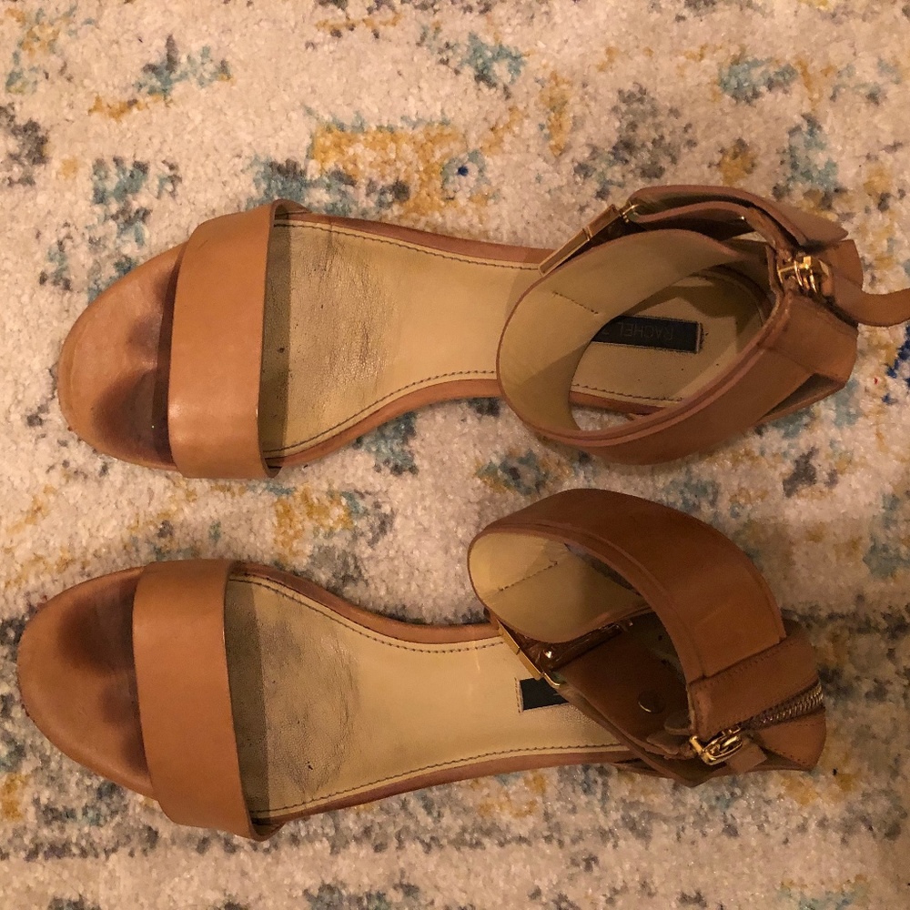 Rachel Zoe nude leather flat sandals, size 7